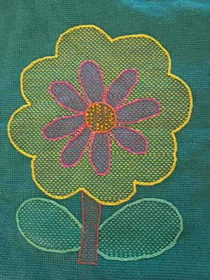 Flor bordada