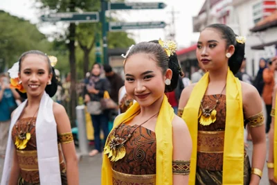 Dançarinas tradicionais em Malioboro