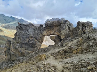 arco de pedra natural