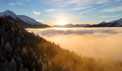 Amanhecer com neblina