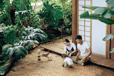 Família no quintal